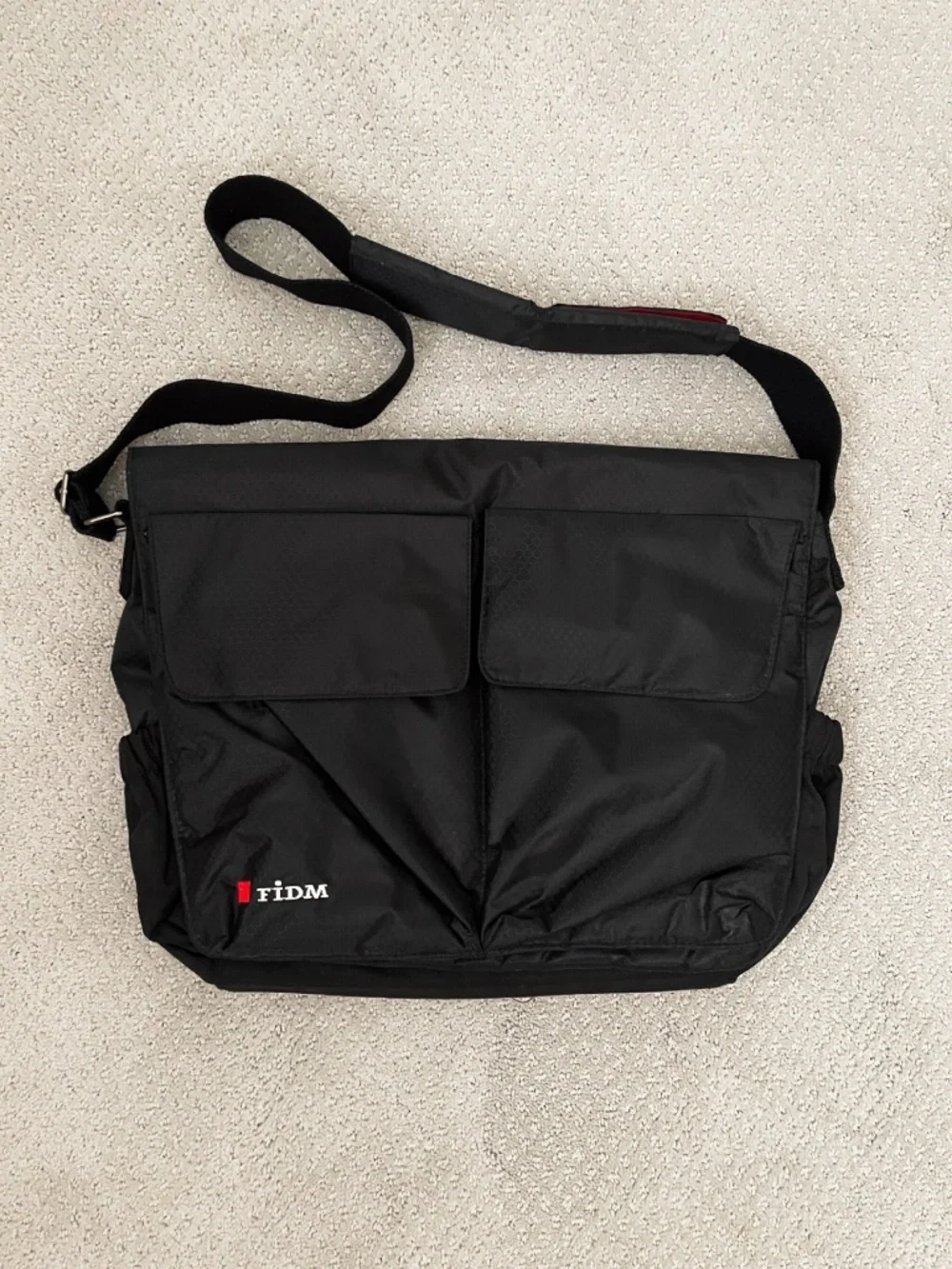 New FIDM Black Nylon Messenger Bag ~ Rare Find!